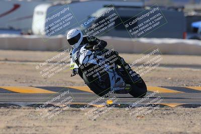 media/Dec-17-2023-CVMA (Sun) [[bf0c04832d]]/Race 2 Amateur Supersport Open/